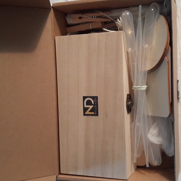 Cold water tye dye kit ( 15 different colors in kit ) - Picture 5 of 5